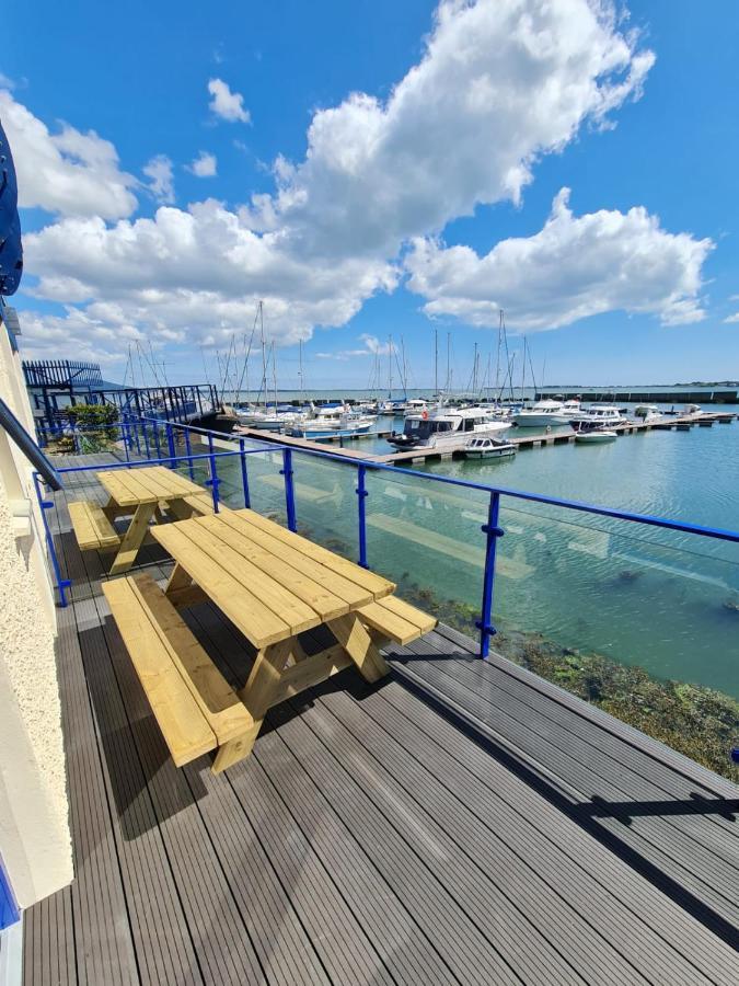 Carlingford Marina Apartments 外观 照片